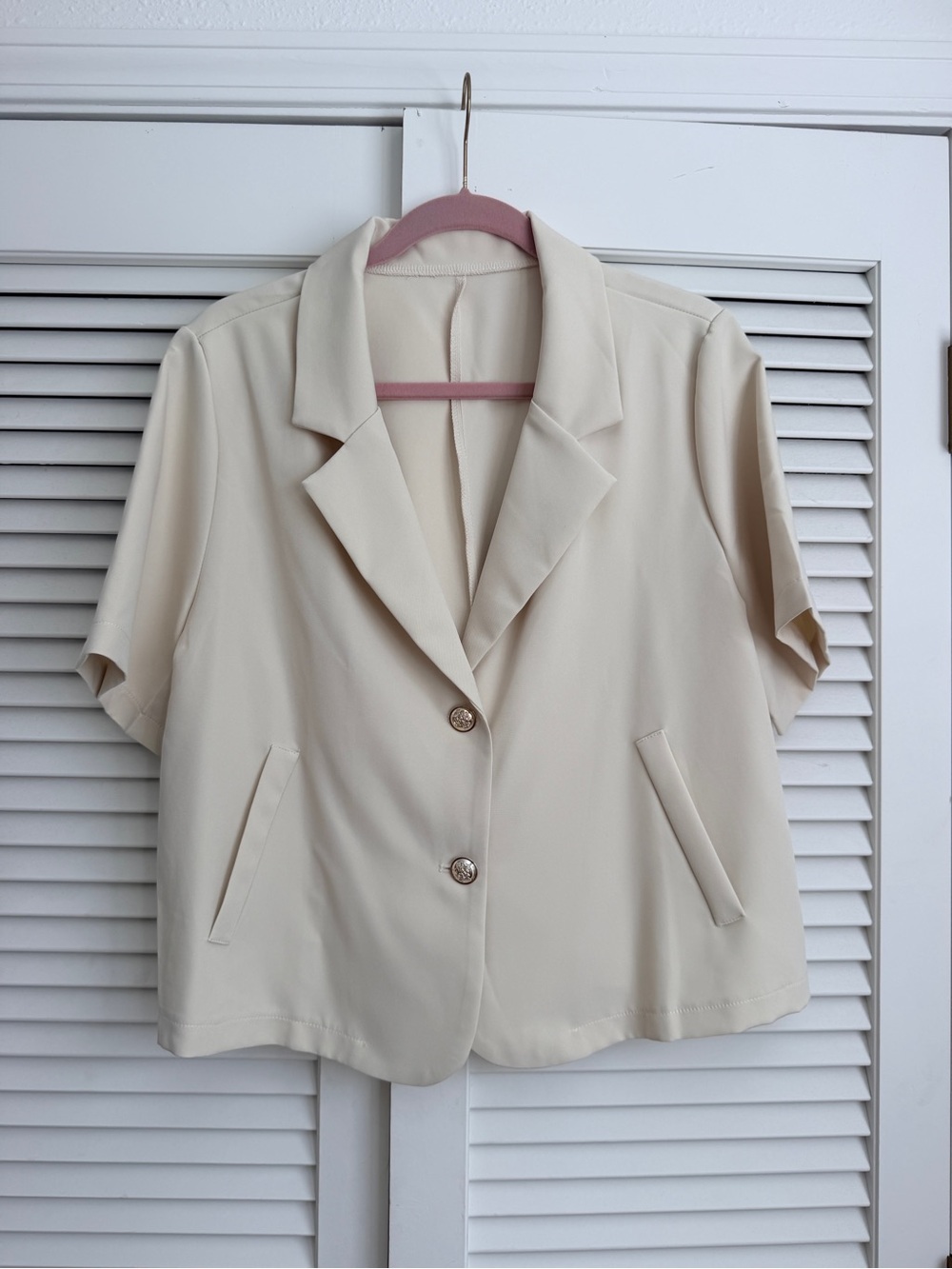 Women's Short Sleeve Cream Blazer Jacket
